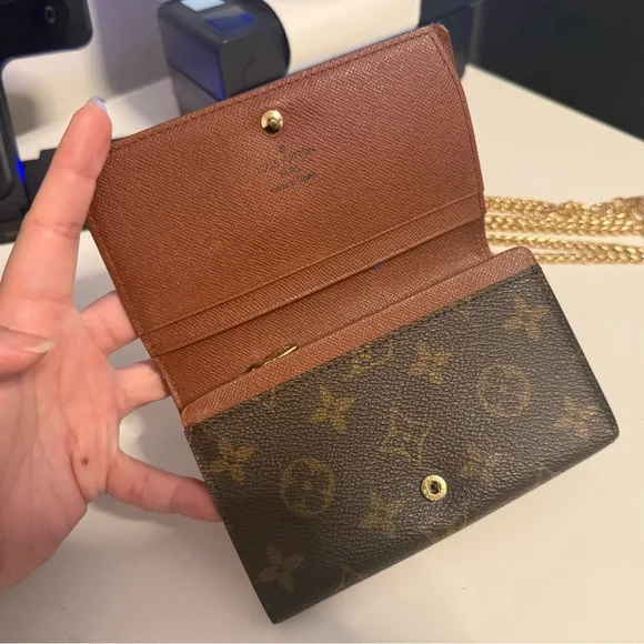 Louis Vuitton Monogram Crossbody with Gold Chain - Picture 9 of 17